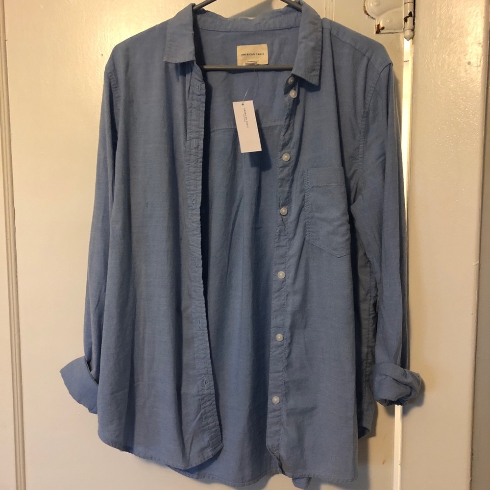 AmericanEagle light blue boyfriend button up shirt